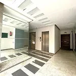 Modern & Sunny 1Br In New Cairo
