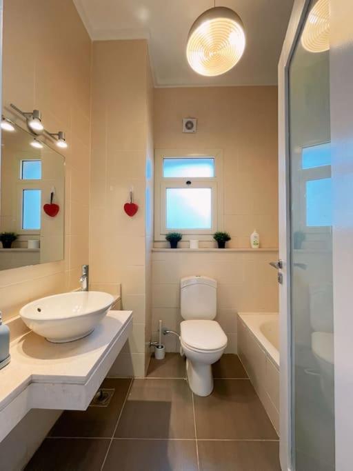 Apartment Modern & Sunny 1br In New