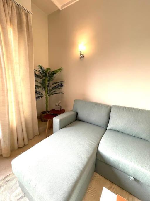 Modern & Sunny 1br In New * Cairo