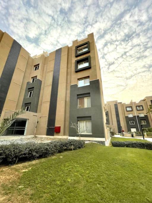 Modern & Sunny 1br In New